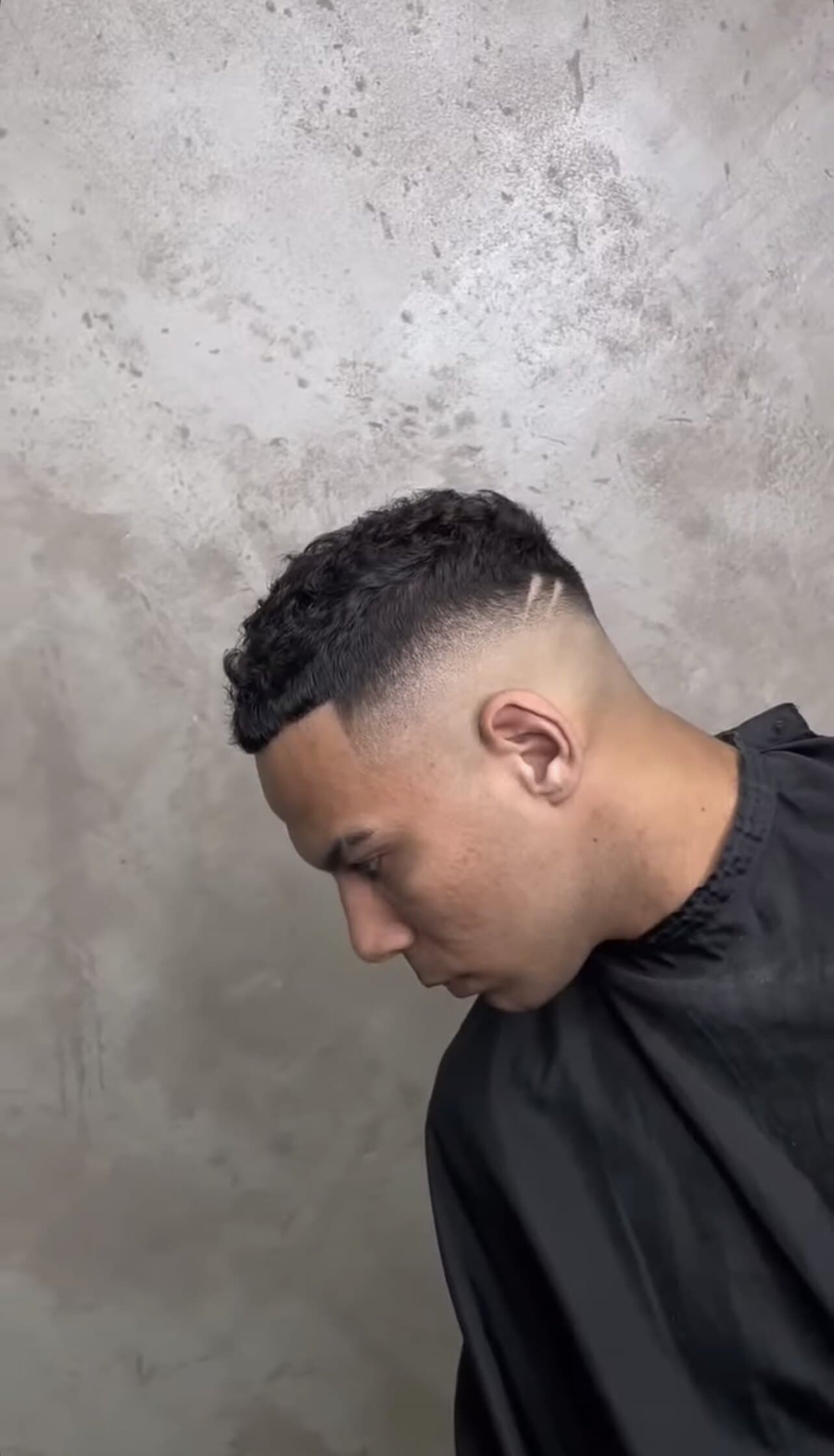 Fade alto con raya